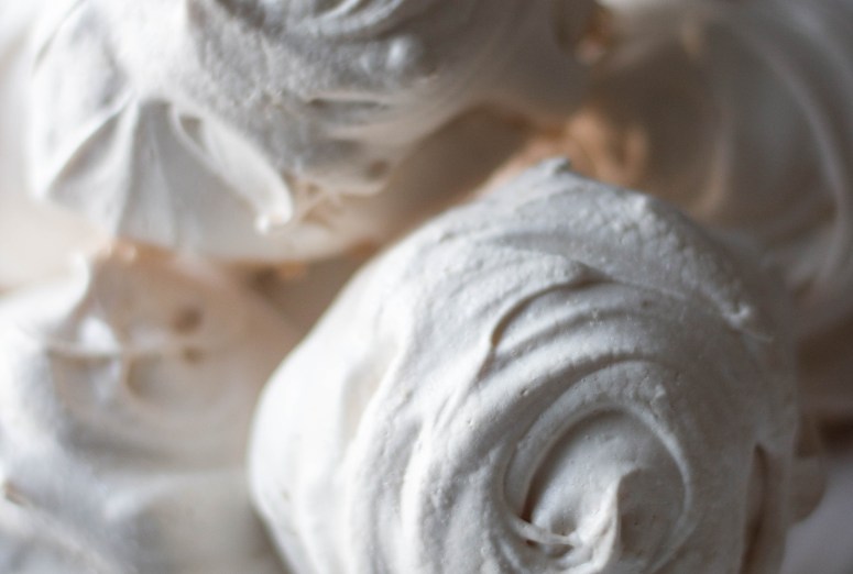 simple meringues